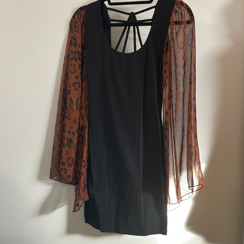Fun fitted and flattering mini dress